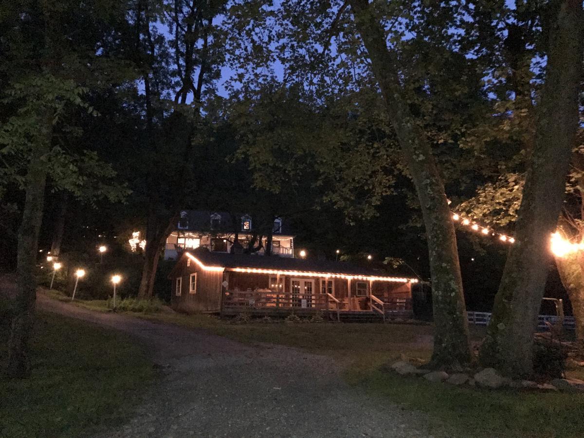 Valle Crucis Farm ภายนอก รูปภาพ