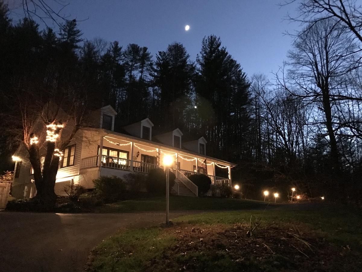 Valle Crucis Farm ภายนอก รูปภาพ